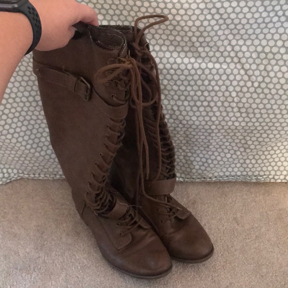 knee high combat boots